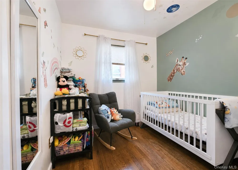 11 Farragut Avenue Lindenhurst, NY 11757