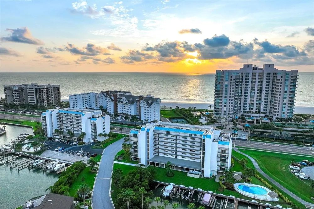 1581 GULF BOULEVARD #203N Clearwater Beach, FL 33767