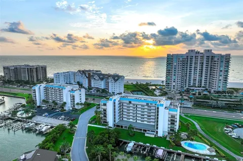 1581 GULF BOULEVARD #203N