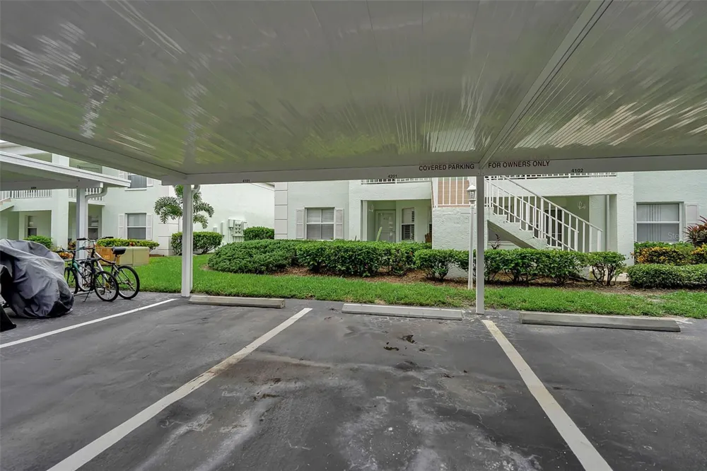 5725 GREENWOOD AVENUE #4201 North Port, FL 34287