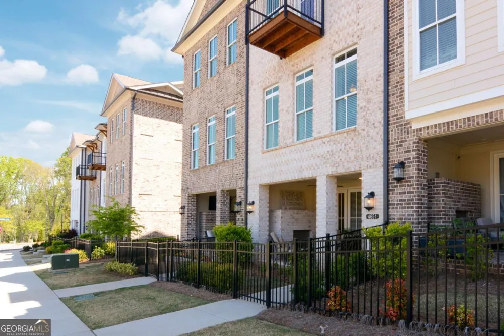 4651 Lanarc DR Peachtree Corners, GA 30092