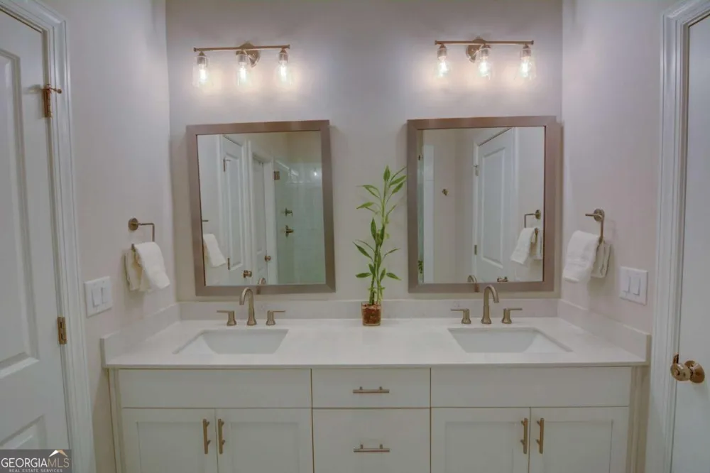4651 Lanarc DR Peachtree Corners, GA 30092