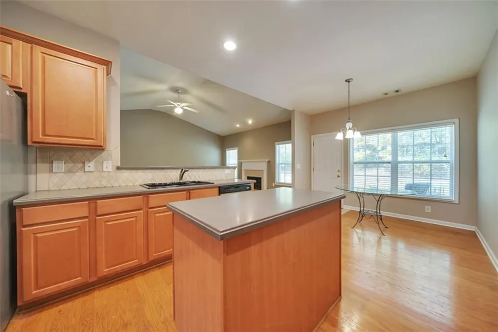3416 Owens Landing Drive NW Kennesaw, GA 30152