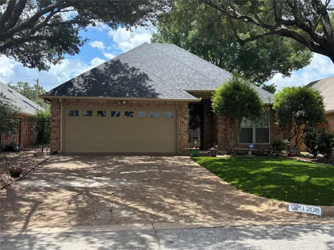 1208 Oriental Avenue