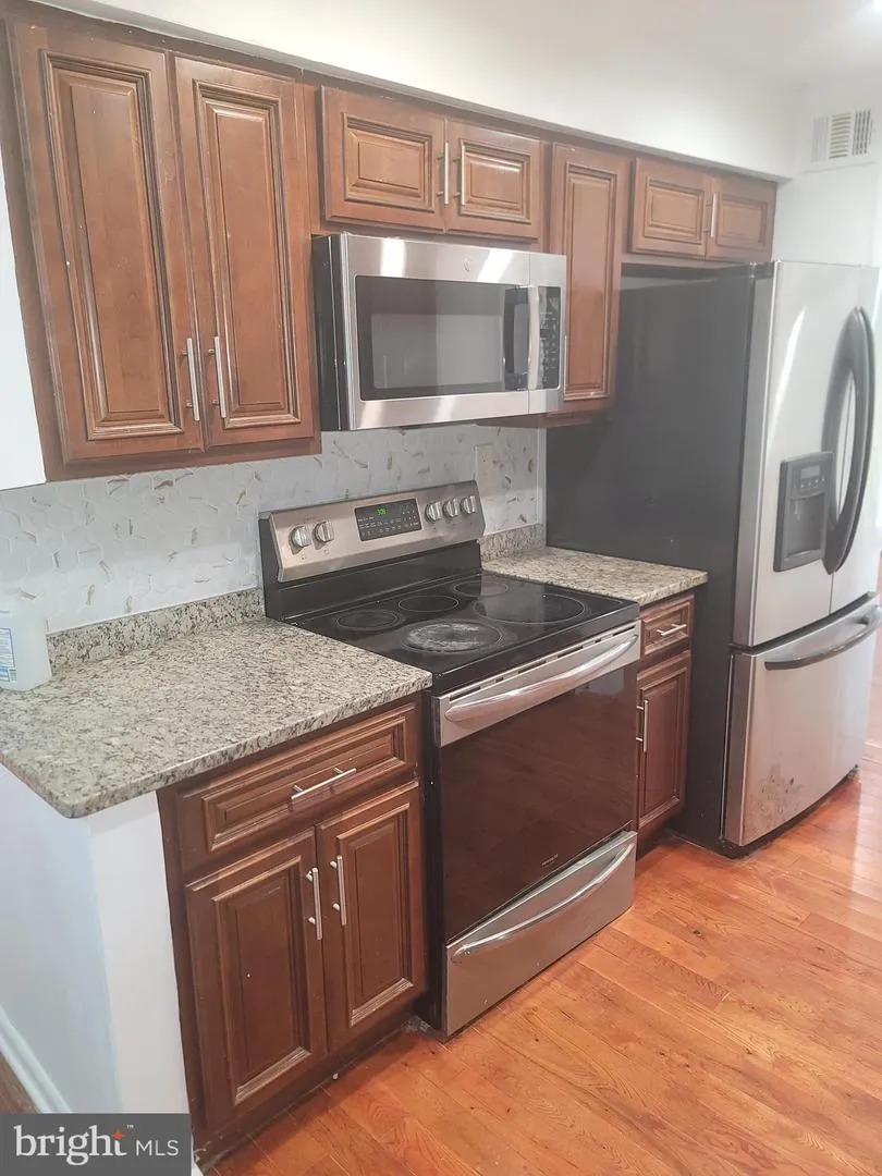 9921 VALLEY PARK DRIVE #B-4 Damascus, MD 20872