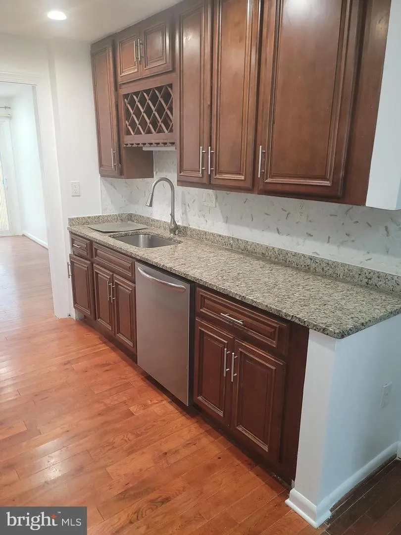 9921 VALLEY PARK DRIVE #B-4 Damascus, MD 20872