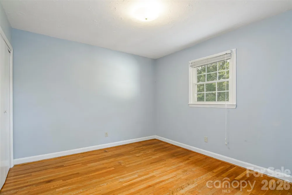 352 Cedar Lane Arden, NC 28704
