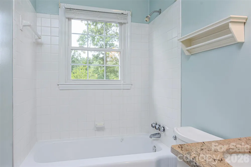 352 Cedar Lane Arden, NC 28704