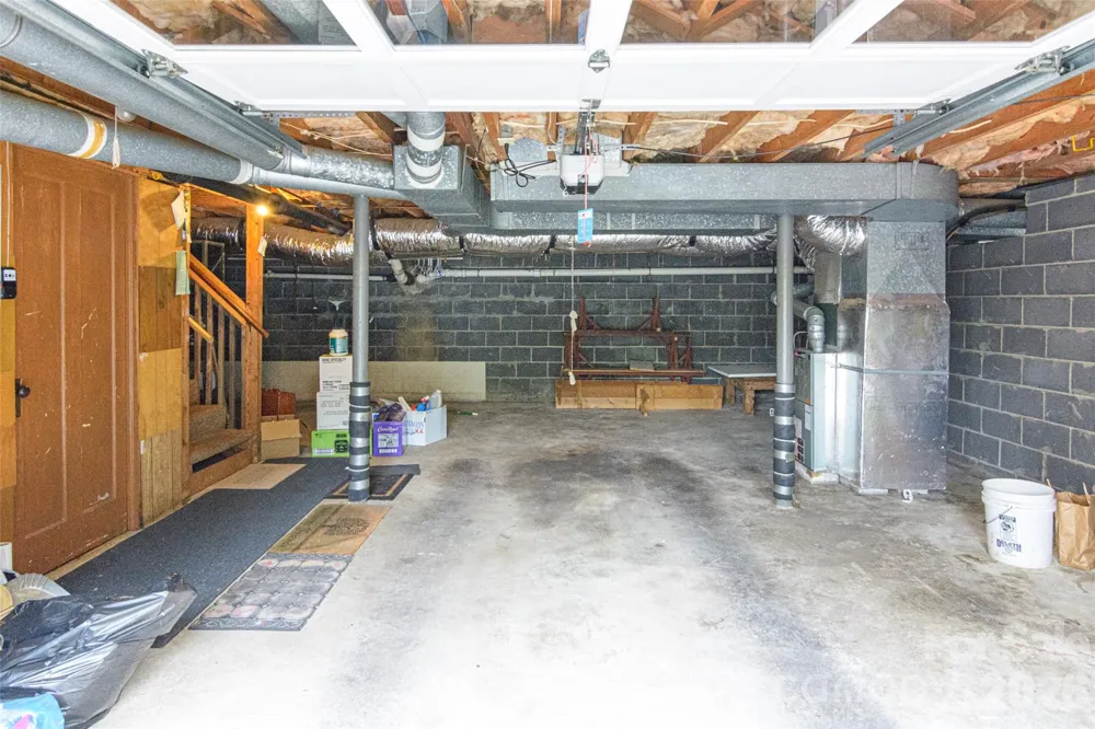 352 Cedar Lane Arden, NC 28704