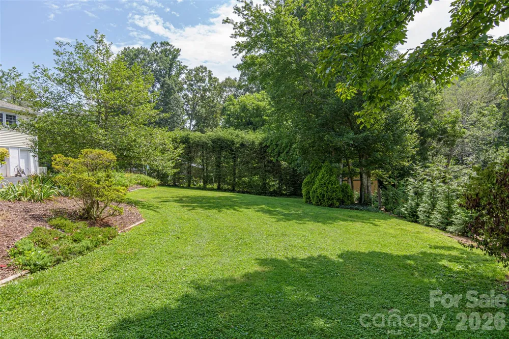 352 Cedar Lane Arden, NC 28704