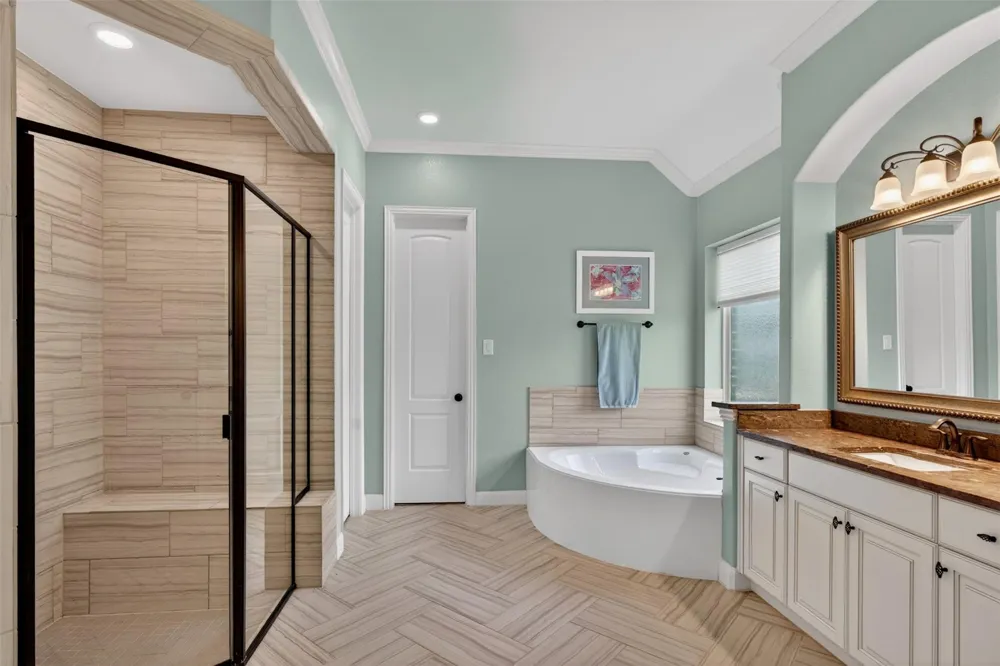 1504 Tallow Chase Court Friendswood, TX 77546