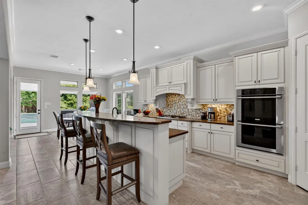 1504 Tallow Chase Court Friendswood, TX 77546
