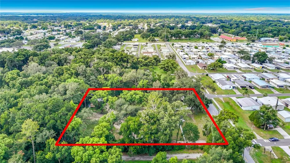 6708 16TH STREET Zephyrhills, FL 33542
