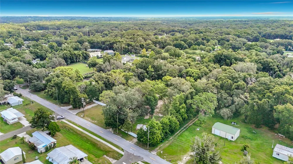 6708 16TH STREET Zephyrhills, FL 33542