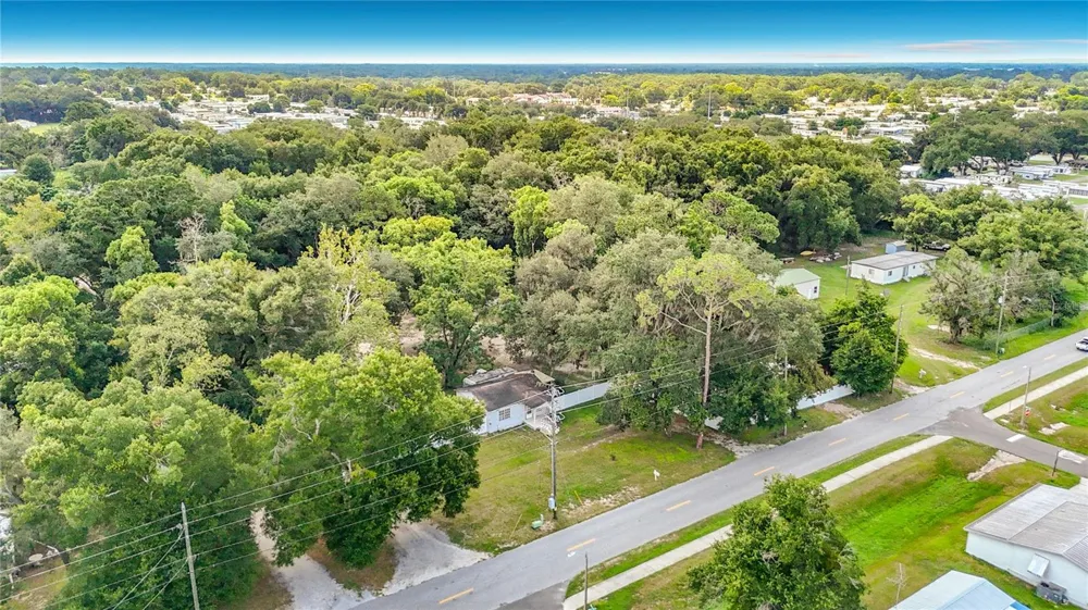 6708 16TH STREET Zephyrhills, FL 33542