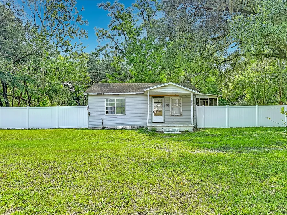 6708 16TH STREET Zephyrhills, FL 33542
