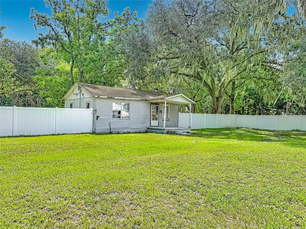 6708 16TH STREET Zephyrhills, FL 33542