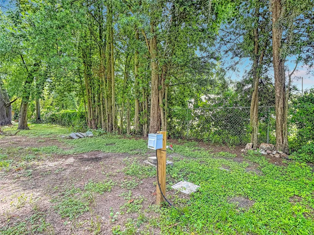 6708 16TH STREET Zephyrhills, FL 33542