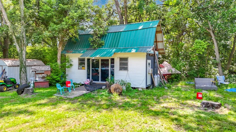 6708 16TH STREET Zephyrhills, FL 33542