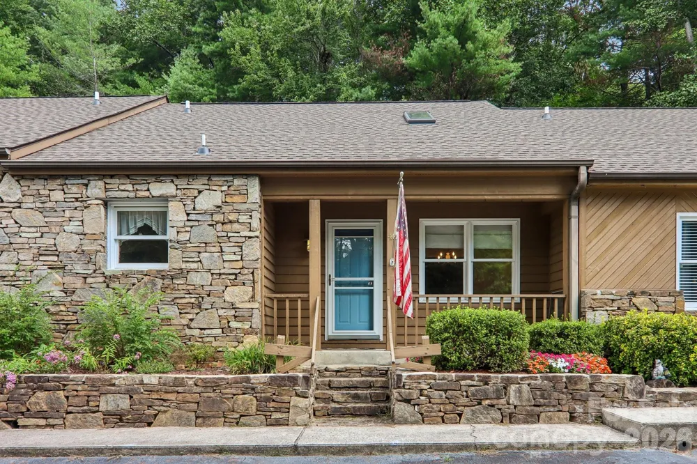 40 Sagebrush Circle Etowah, NC 28729