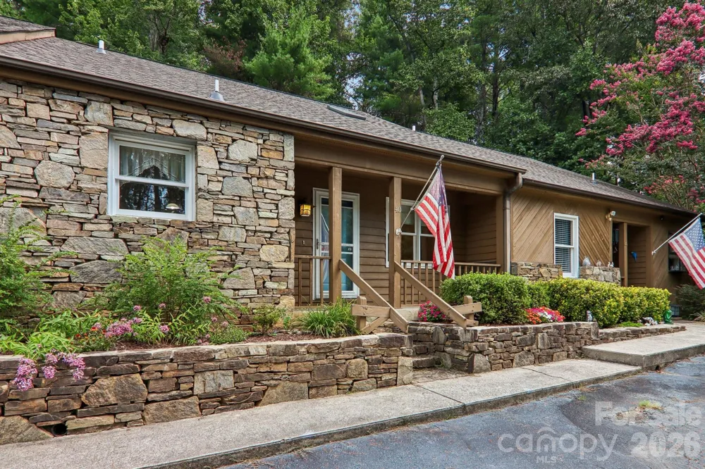 40 Sagebrush Circle Etowah, NC 28729