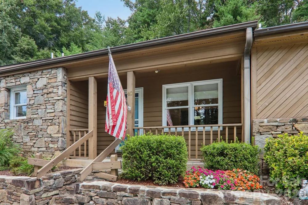 40 Sagebrush Circle Etowah, NC 28729