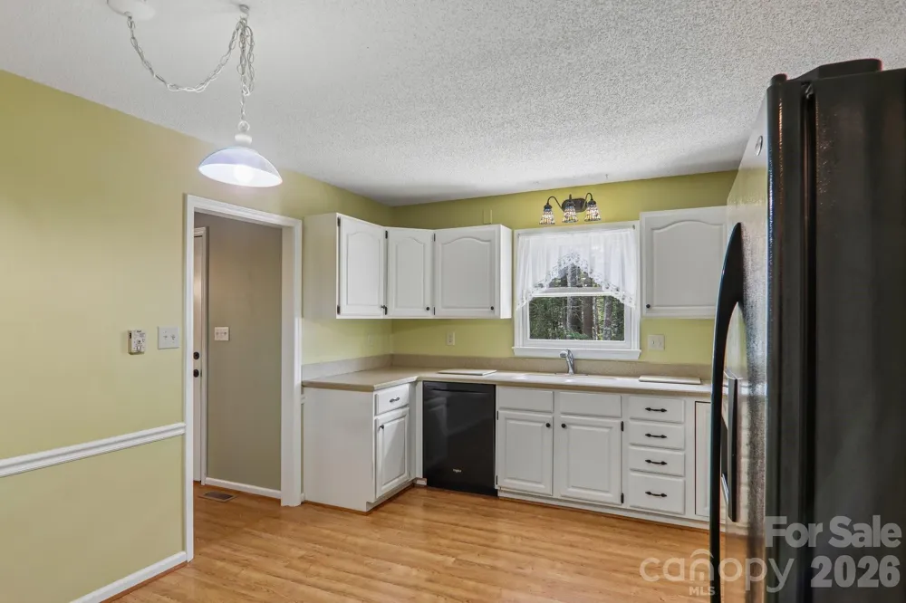 40 Sagebrush Circle Etowah, NC 28729
