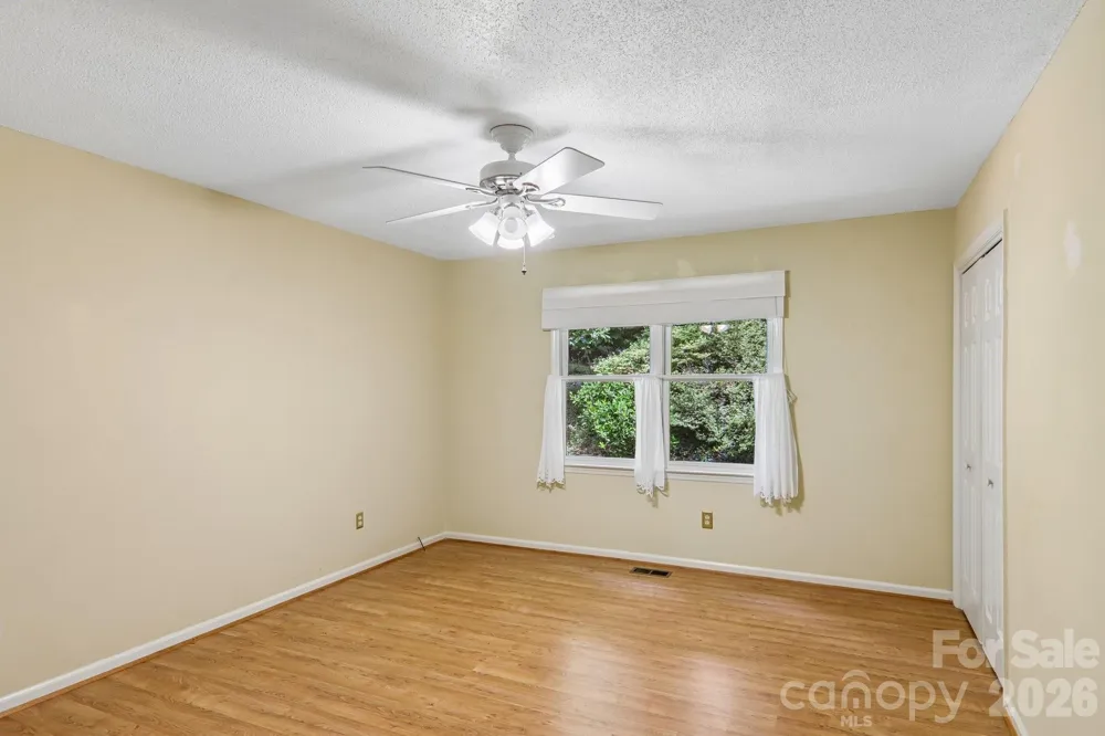 40 Sagebrush Circle Etowah, NC 28729