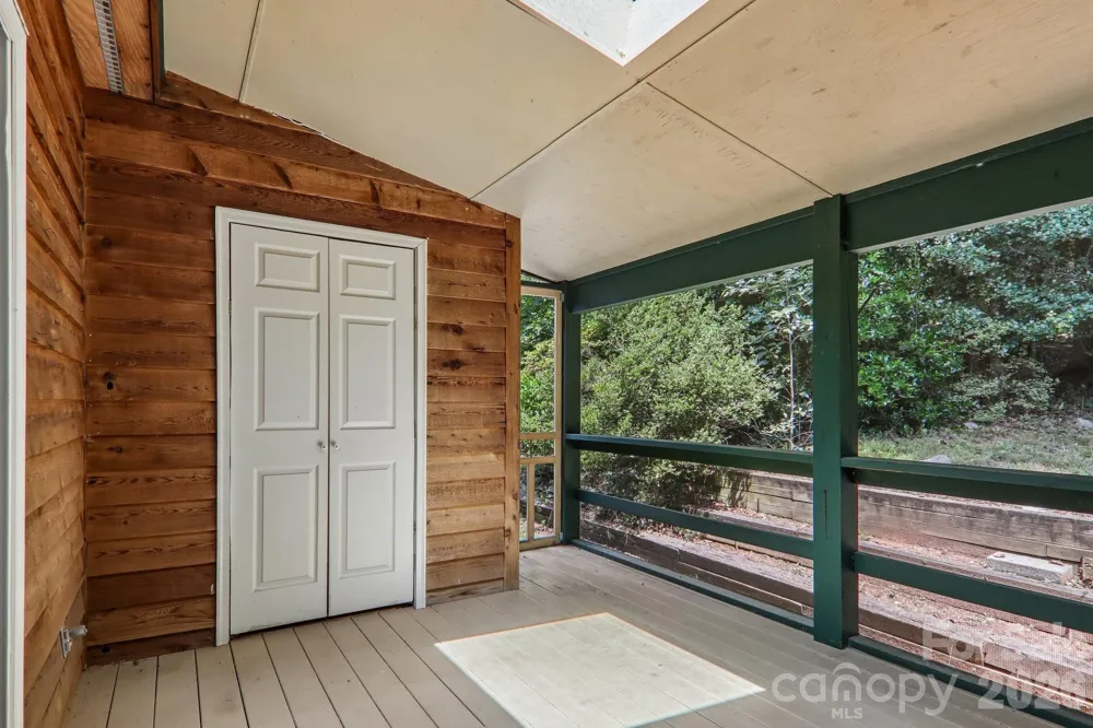 40 Sagebrush Circle Etowah, NC 28729