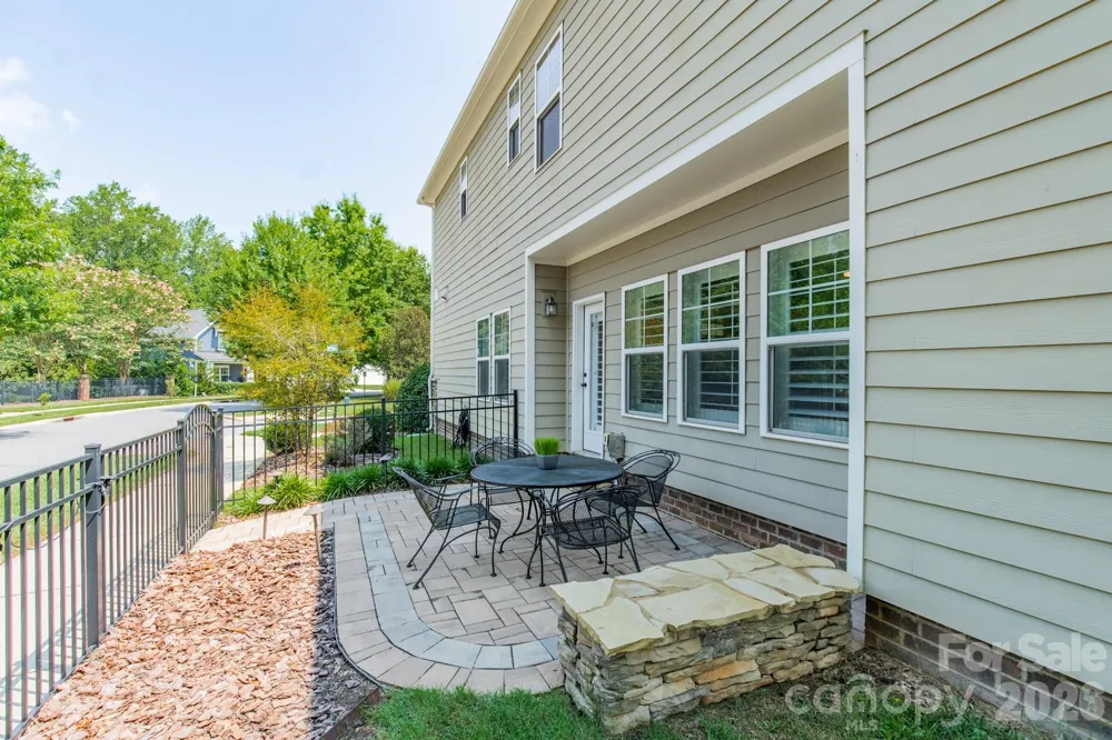 6061 Bountiful Street Belmont, NC 28012