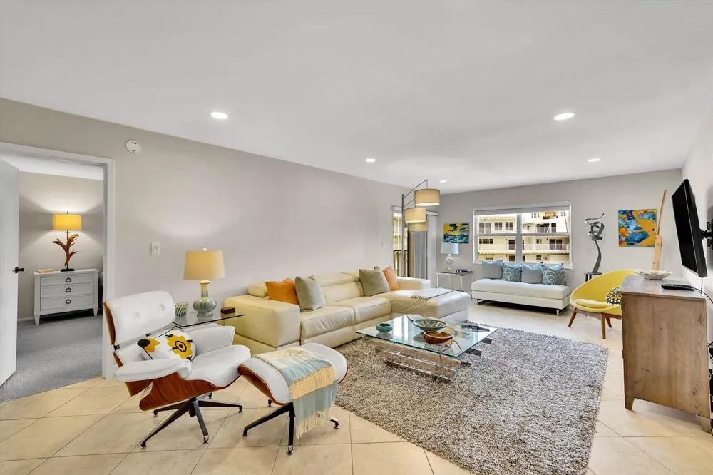 3520 S Ocean Boulevard #L405 South Palm Beach, FL 33480