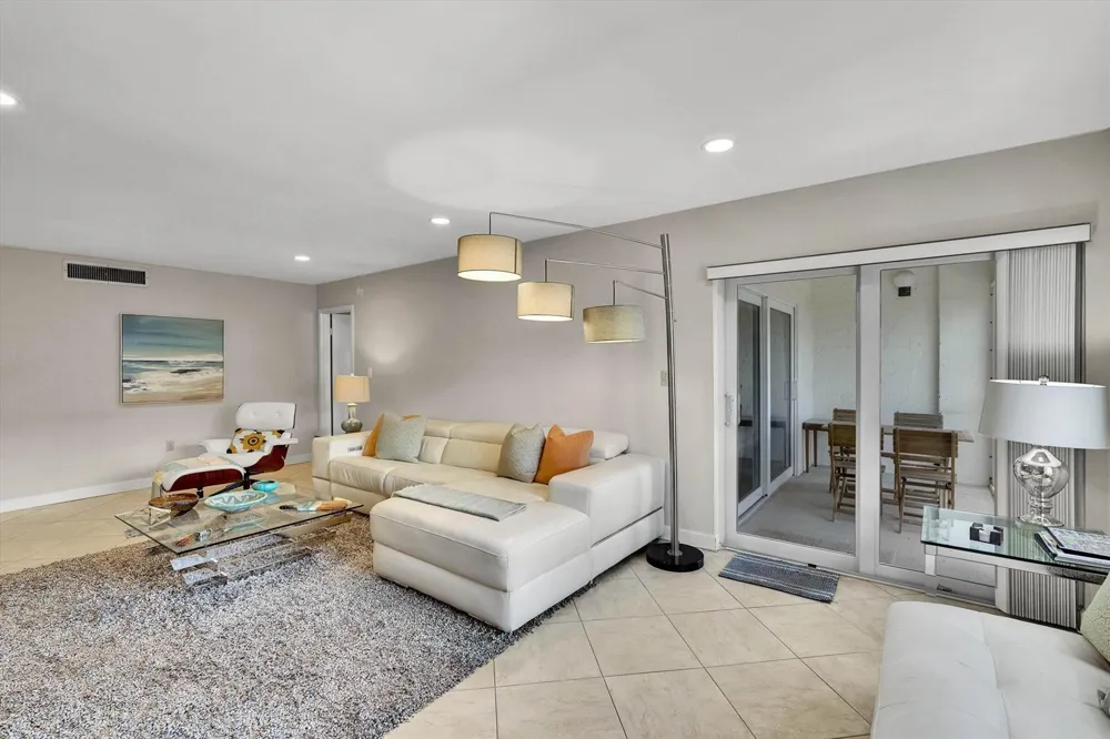 3520 S Ocean Boulevard #L405 South Palm Beach, FL 33480
