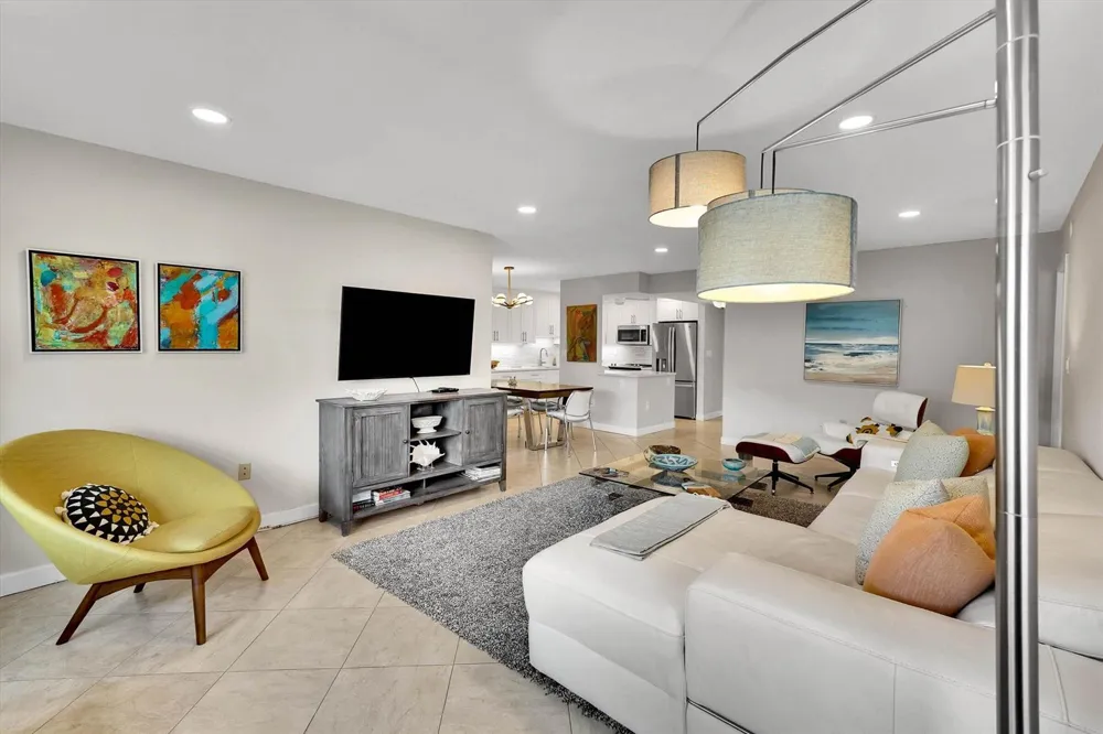 3520 S Ocean Boulevard #L405 South Palm Beach, FL 33480