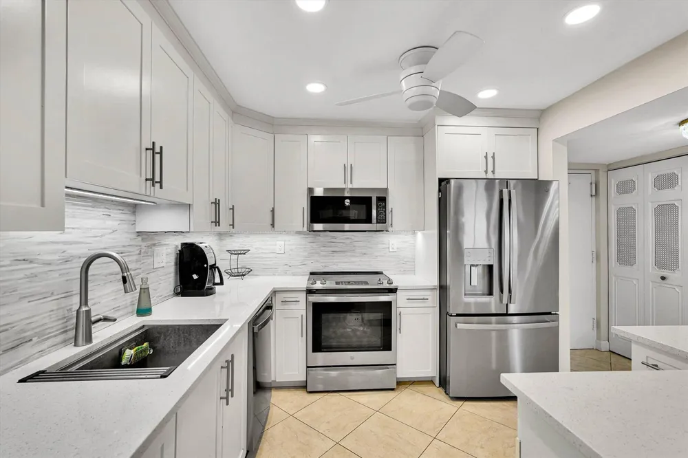 3520 S Ocean Boulevard #L405 South Palm Beach, FL 33480