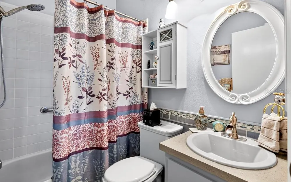 852 FRANKLIN CIRCLE Palm Harbor, FL 34683