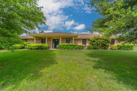 5011 Springbrook Drive