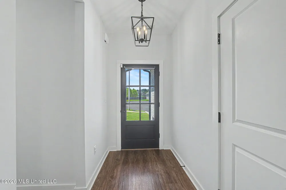 4769 Oyster Bay Cove Horn Lake, MS 38637