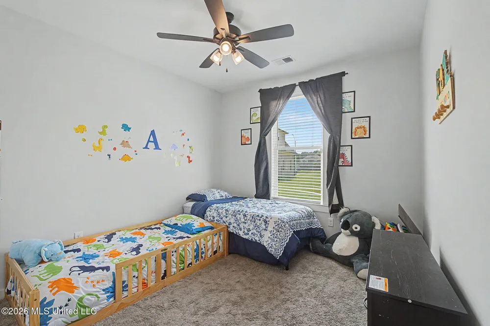 4769 Oyster Bay Cove Horn Lake, MS 38637