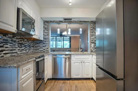 1850 Homewood Boulevard #4010