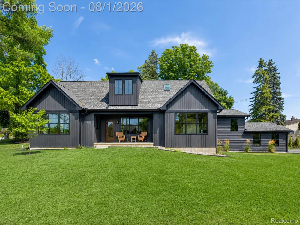 515 River Street Northville City, MI 48167