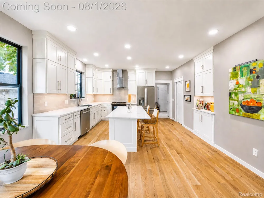 515 River Street Northville City, MI 48167