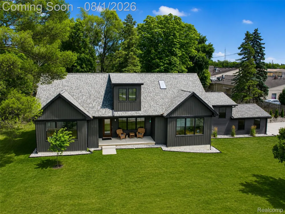 515 River Street Northville City, MI 48167
