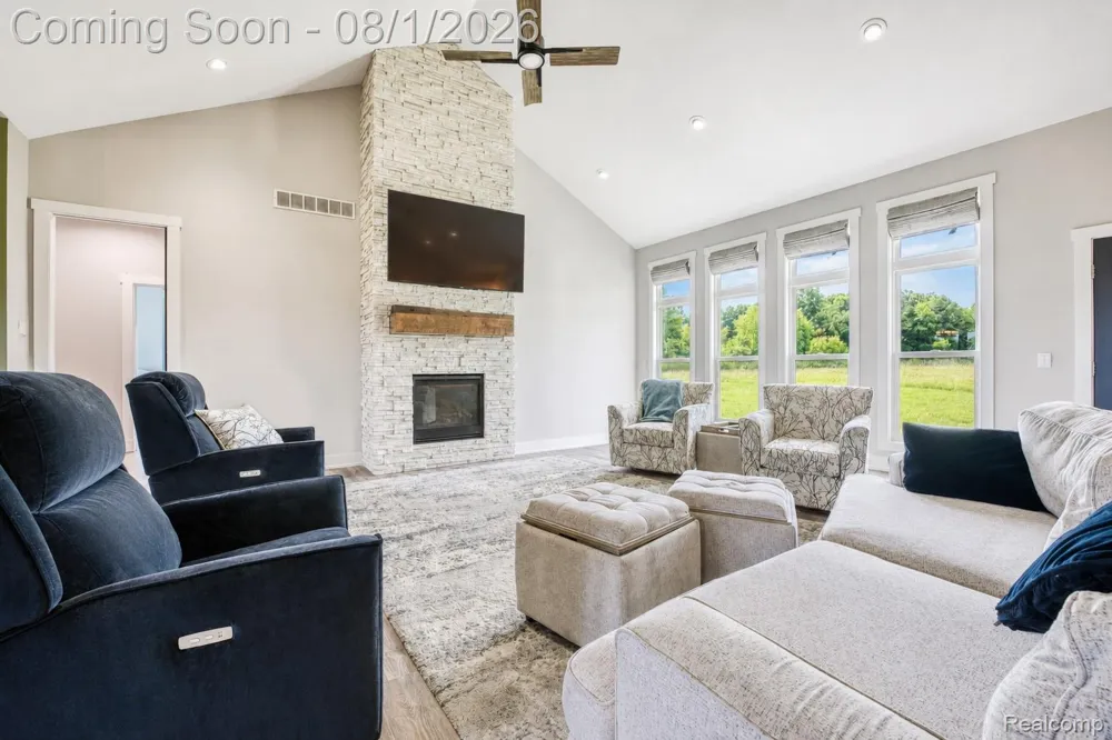 10645 Mark Drive Dexter City, MI 48130