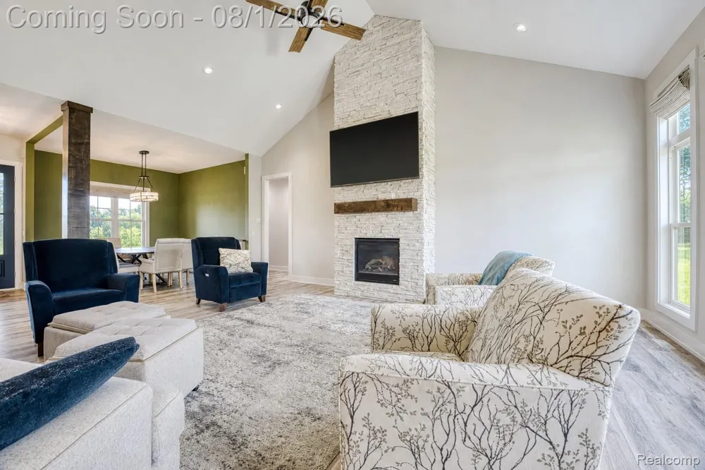10645 Mark Drive Dexter City, MI 48130