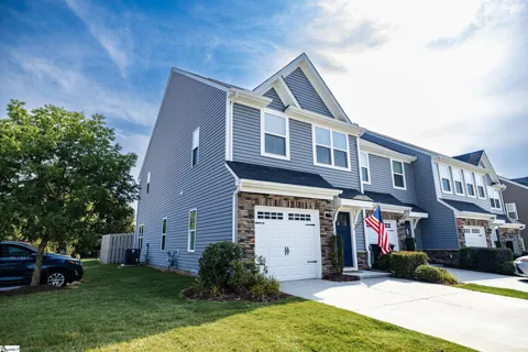 101 Roundtree Drive