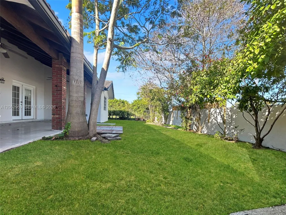 13925 SW 26th Ter Miami, FL 33175