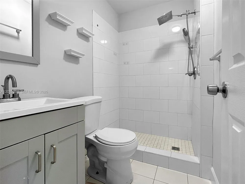 13925 SW 26th Ter Miami, FL 33175