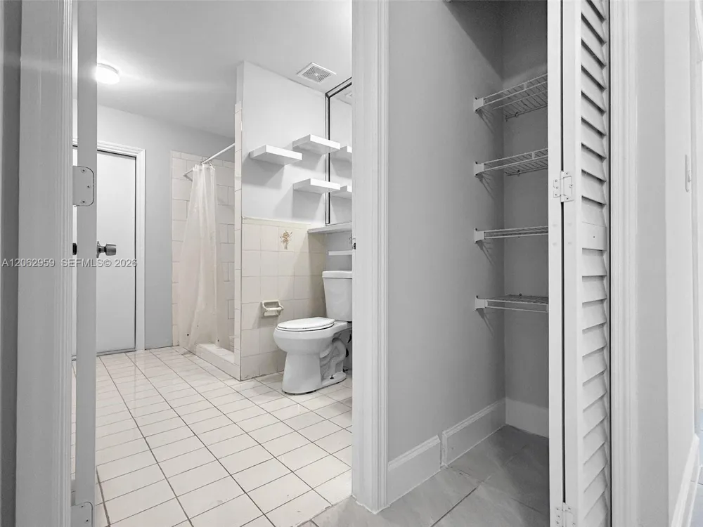 13925 SW 26th Ter Miami, FL 33175