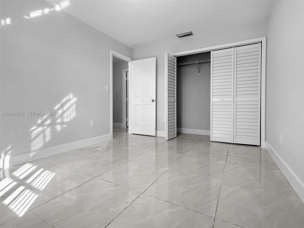 13925 SW 26th Ter Miami, FL 33175