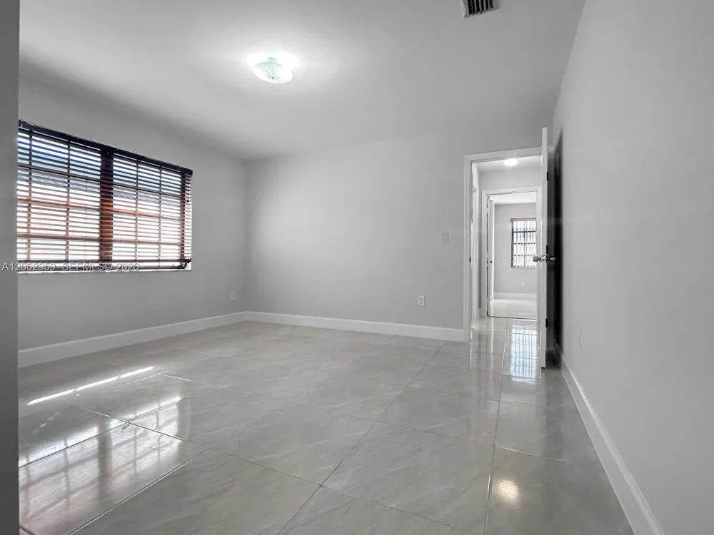 13925 SW 26th Ter Miami, FL 33175